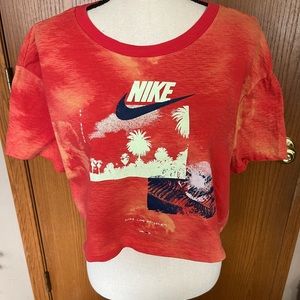 Women’s Nike Los Angeles Cropped Tee
